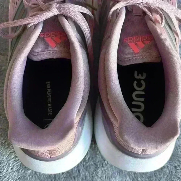 adidas EQ21 Running Shoe in Mauve Size 10.5 EUC - Picture 4 of 6